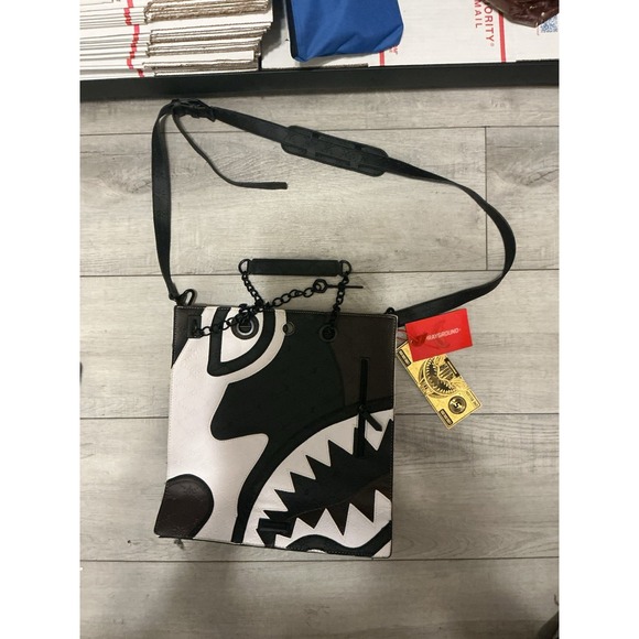 Rare Sprayground Shoulder Bag - Picture 2 of 2